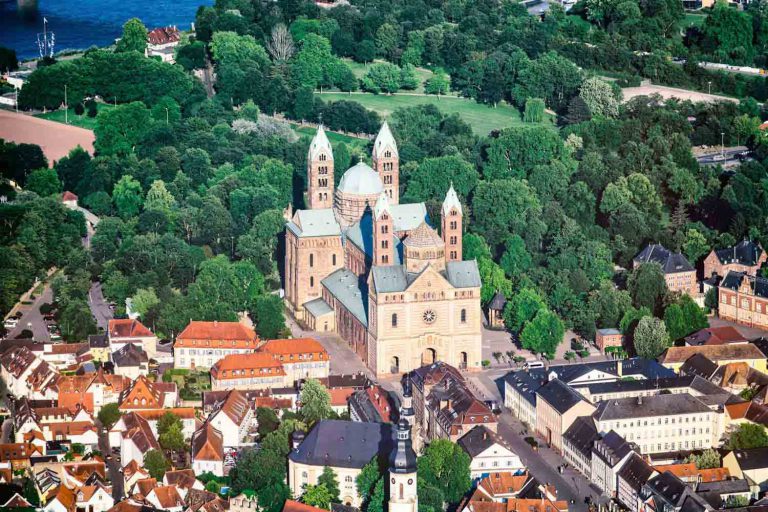 Rundfluege_Speyer_1500x1000px-768x512